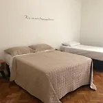 Quarto Quadruplo Em Apartamento Compartilhado