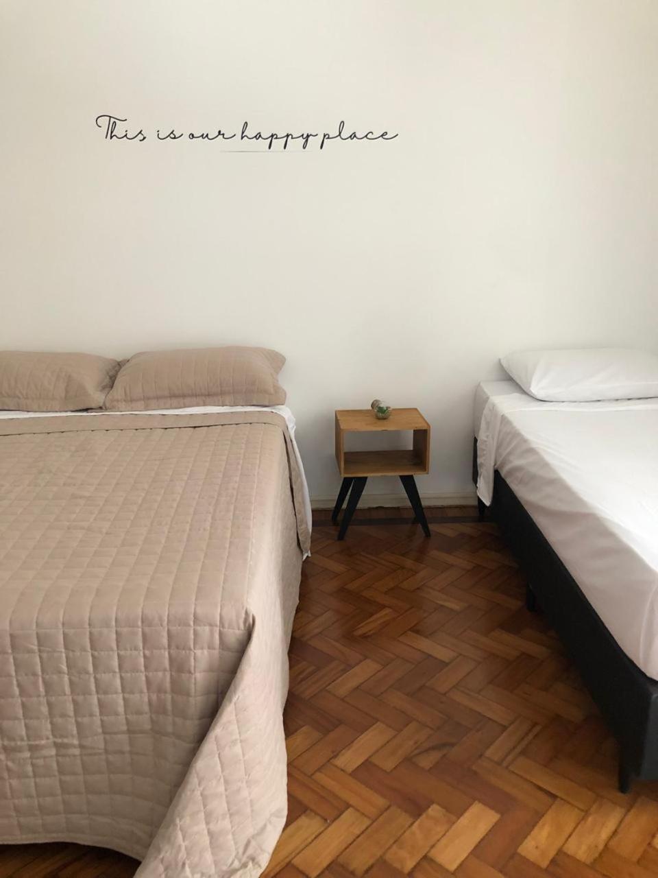 Hospedagem domiciliar Quarto Quadruplo Em Apartamento Compartilhado *