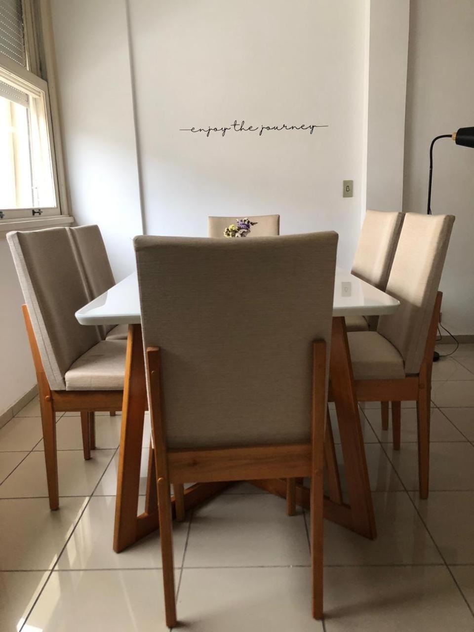 Hospedagem domiciliar Quarto Quadruplo Em Apartamento Compartilhado *