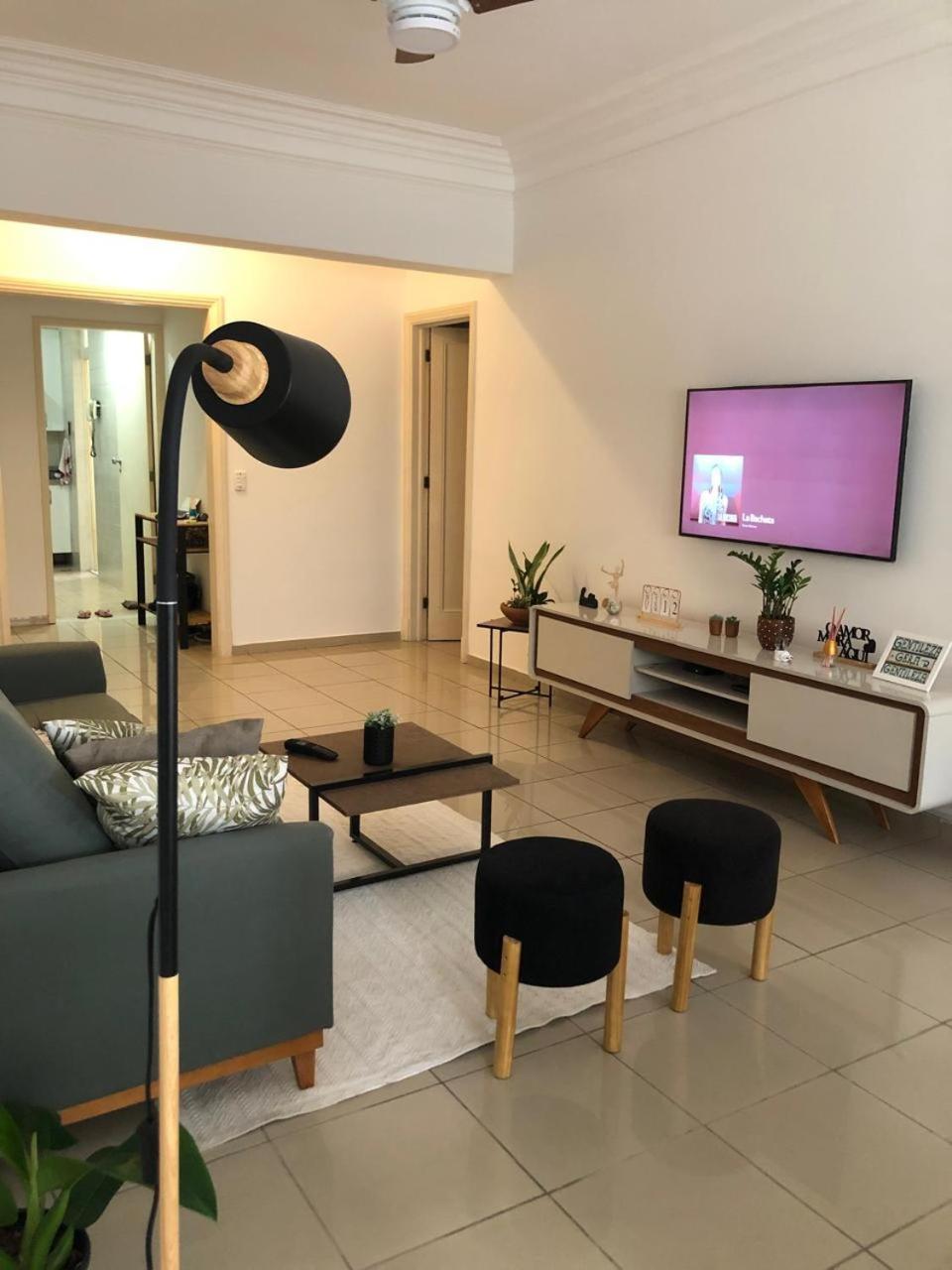 Quarto Quadruplo Em Apartamento Compartilhado Hospedagem domiciliar *