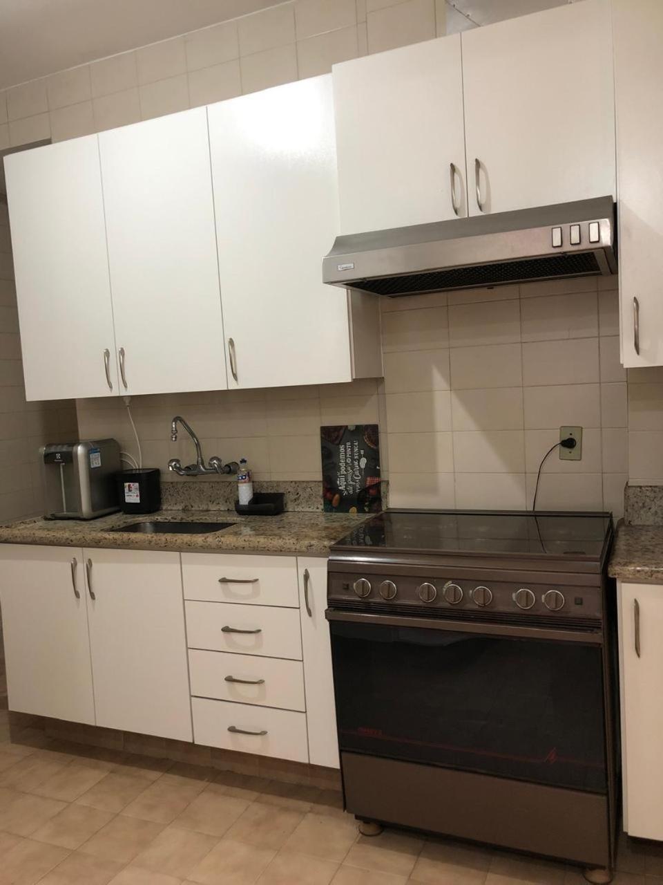 Quarto Quadruplo Em Apartamento Compartilhado Hospedagem domiciliar Rio de Janeiro