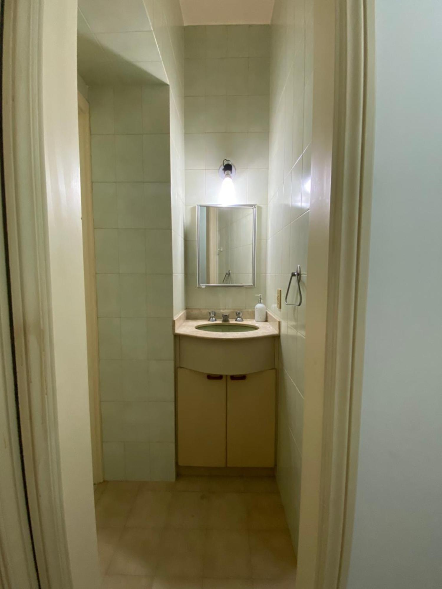 Quarto Quadruplo Em Apartamento Compartilhado * Rio de Janeiro